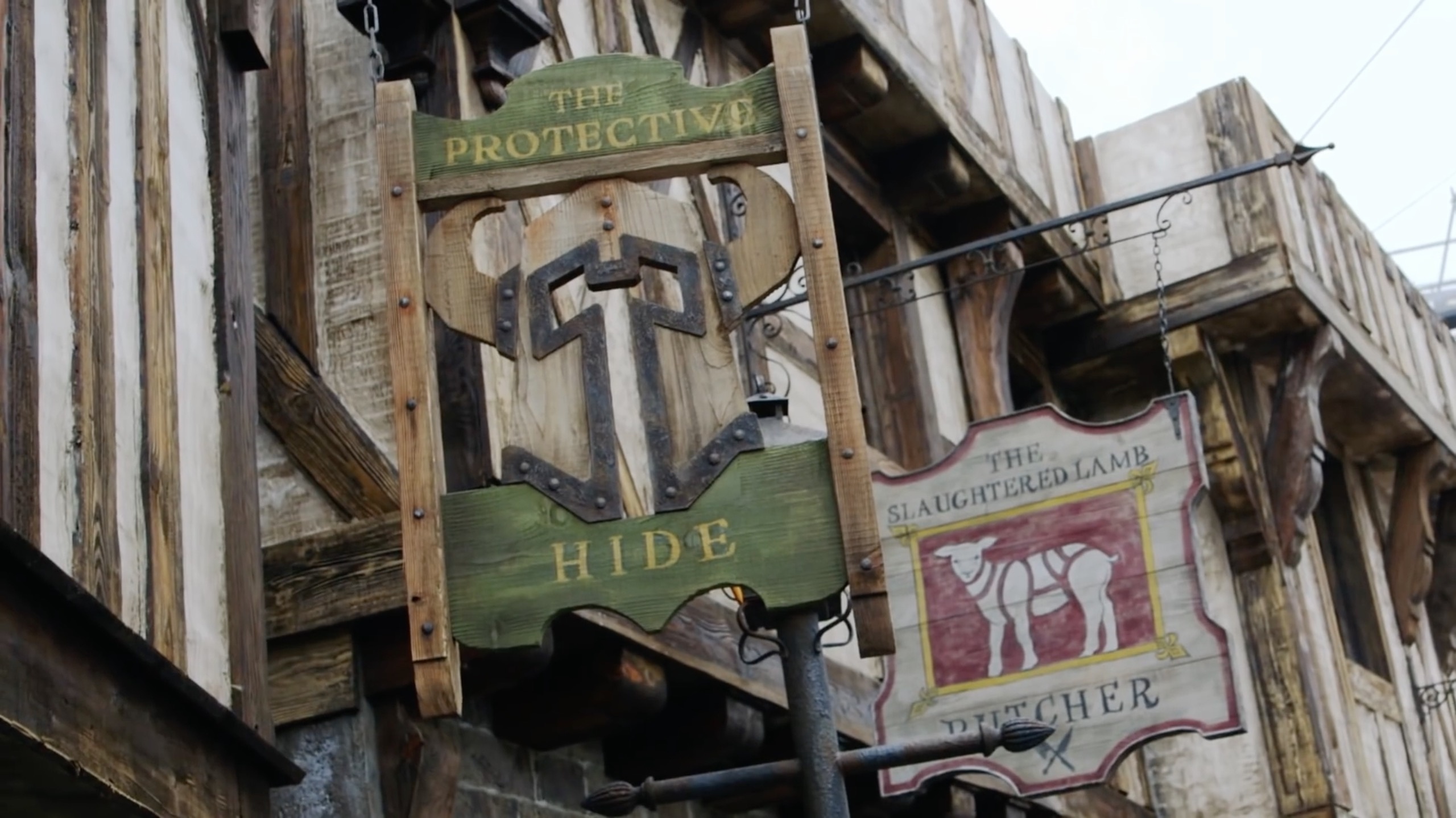 Chris Metzen on Warcraft Set, Demon Hunter Armor In