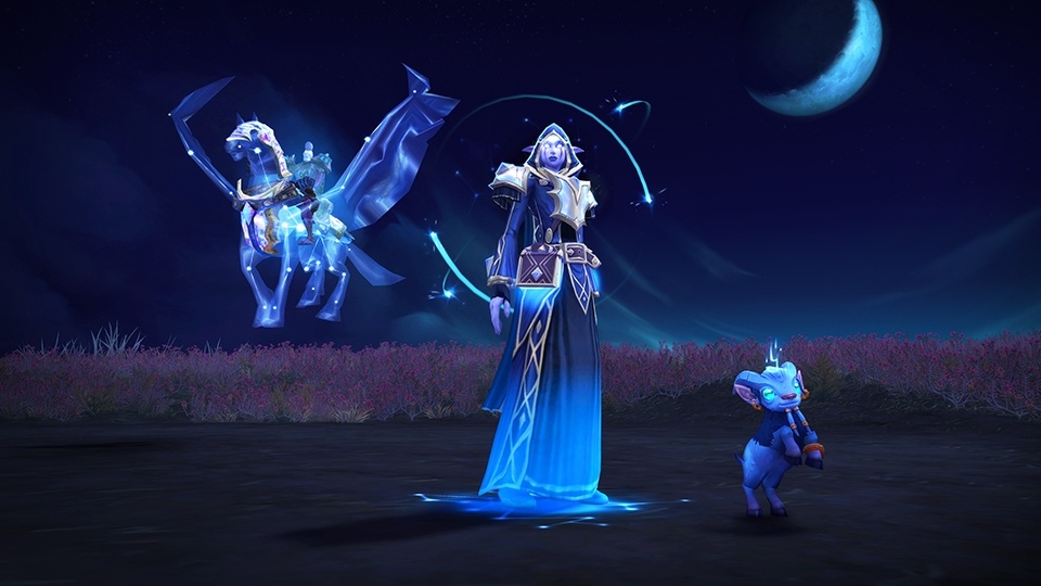 Celestial Observer's Ensemble - World of Warcraft | Battle.net