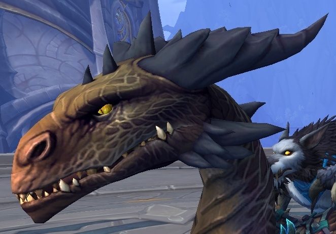 Schlängelnder Kriecherdrache: Stachelbesetzte Hörner - Gegenstand ...