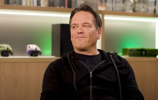 Phil Spencer Talks Working With Activision Blizzard and Reviving IPs -  Gameranx