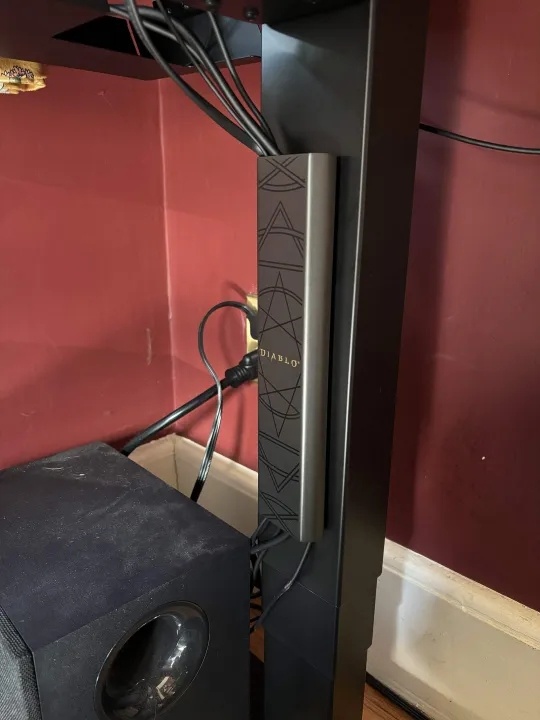 magnetic cable management