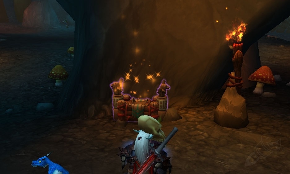 Glimmering Treasure Chest Object World of Warcraft